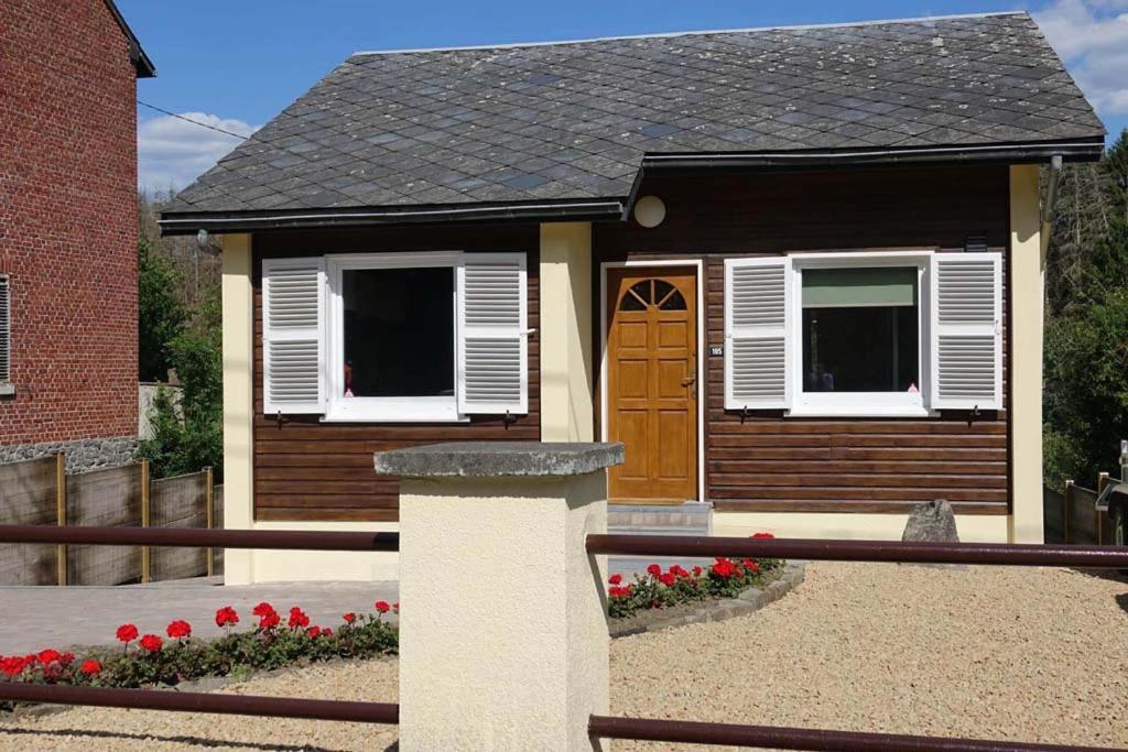 Le chalet de Hermeton Hastiere-par-dela Buitenkant foto